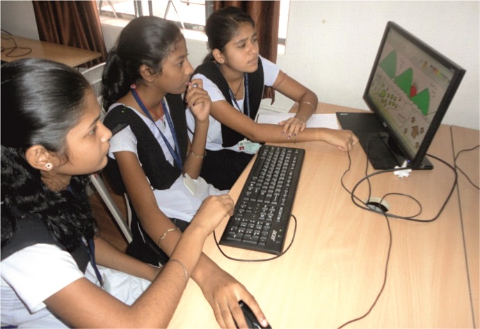 Students learning-e-Vidyalaya